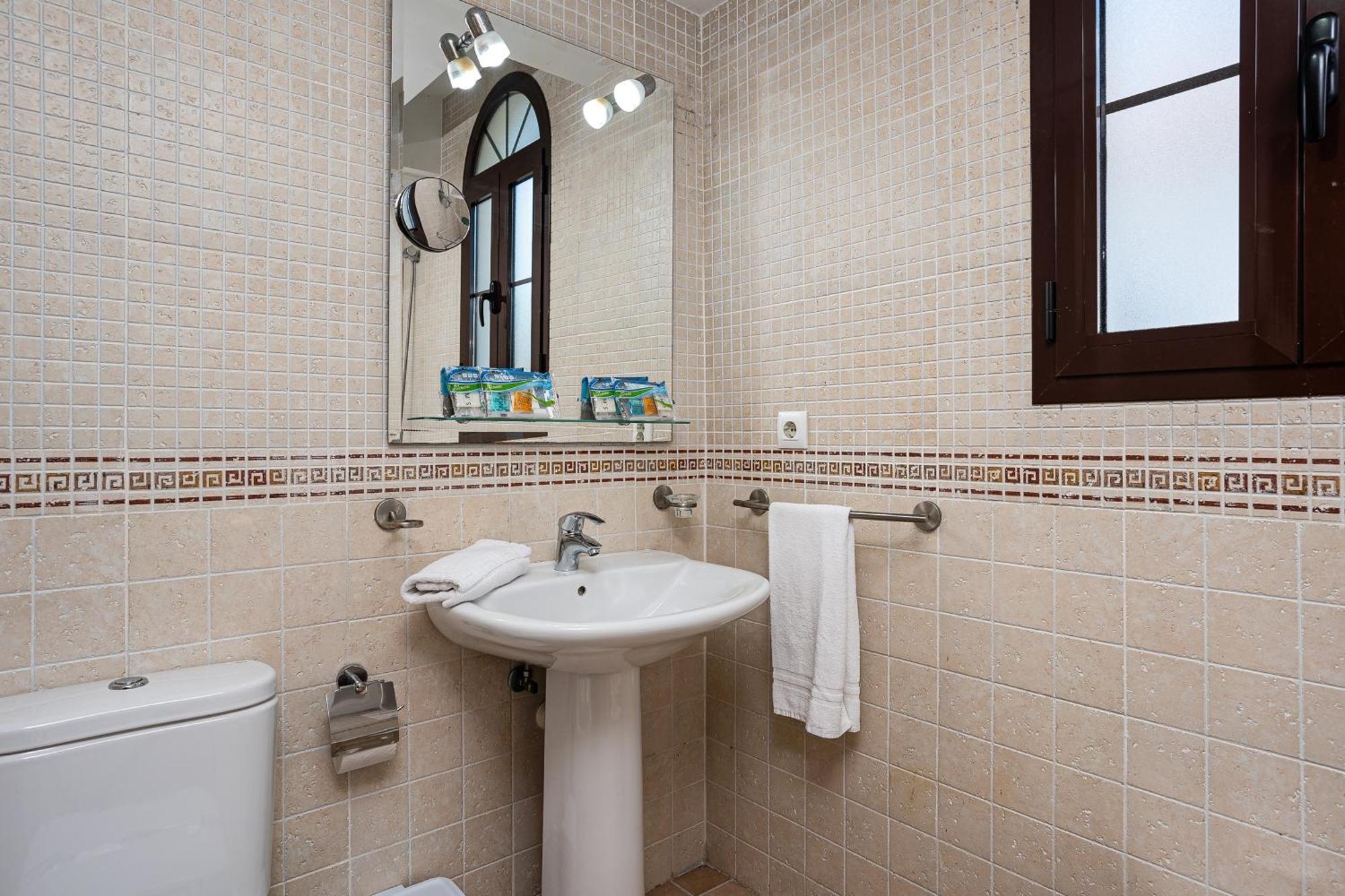 Apartamento Familiar Muy Soleado Cerca De La Playa Y Parking Incluido 치클라나 데 라 프론테라 외부 사진
