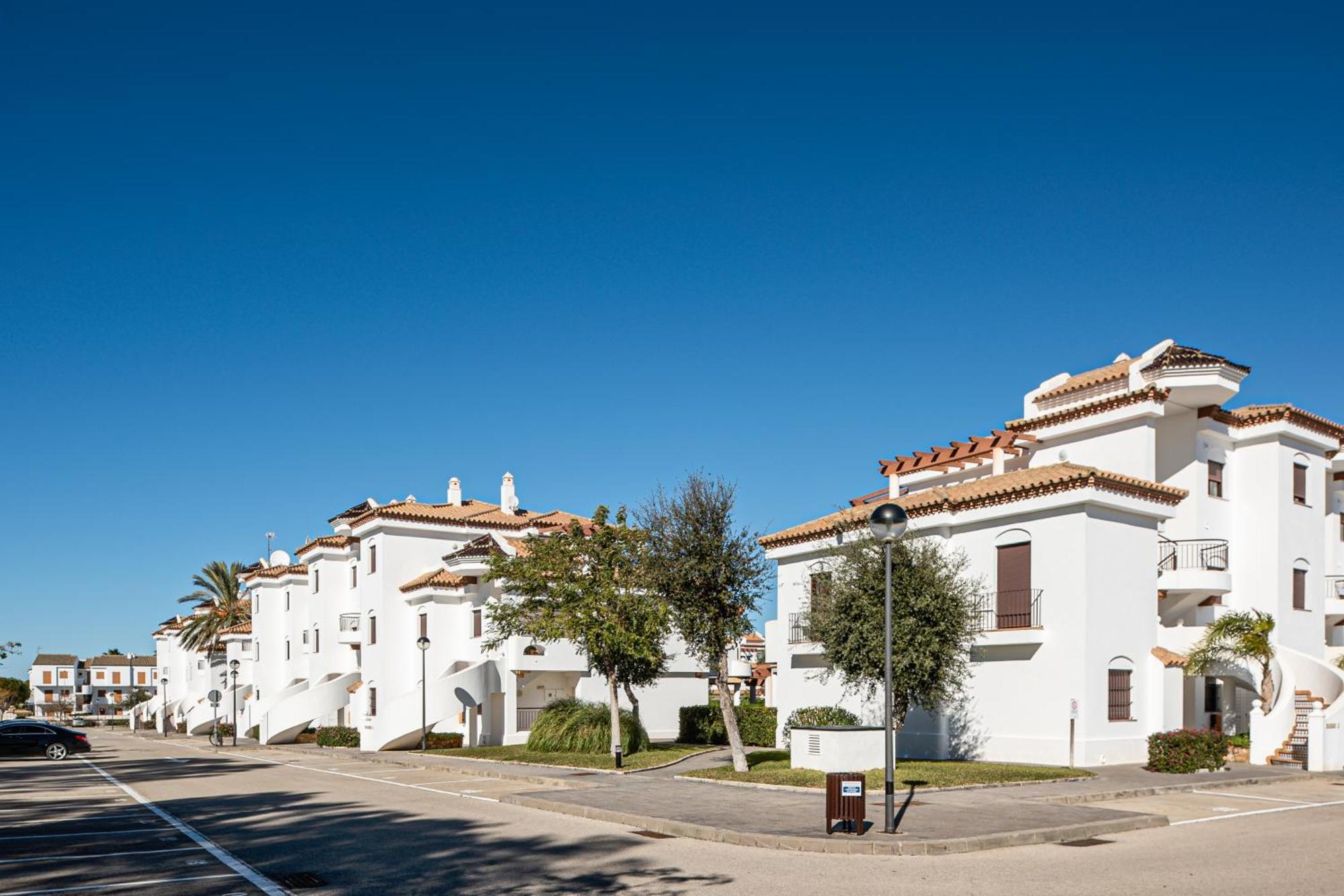 Apartamento Familiar Muy Soleado Cerca De La Playa Y Parking Incluido 치클라나 데 라 프론테라 외부 사진