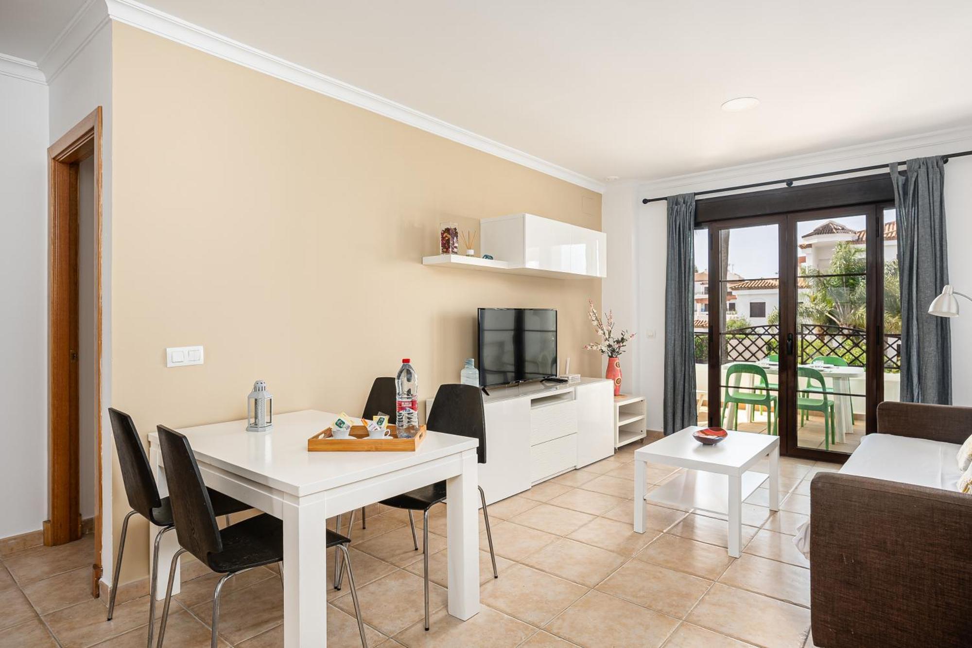 Apartamento Familiar Muy Soleado Cerca De La Playa Y Parking Incluido 치클라나 데 라 프론테라 외부 사진